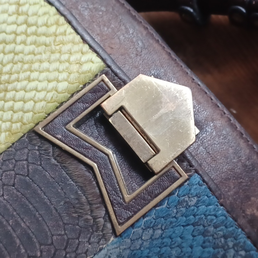 Purse - Picture 10 of 16
